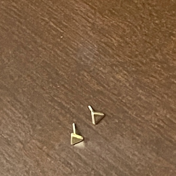 (SOLD) ⭐️BVLA Triangle bent end yellow (ONE) - Picture 7 of 9